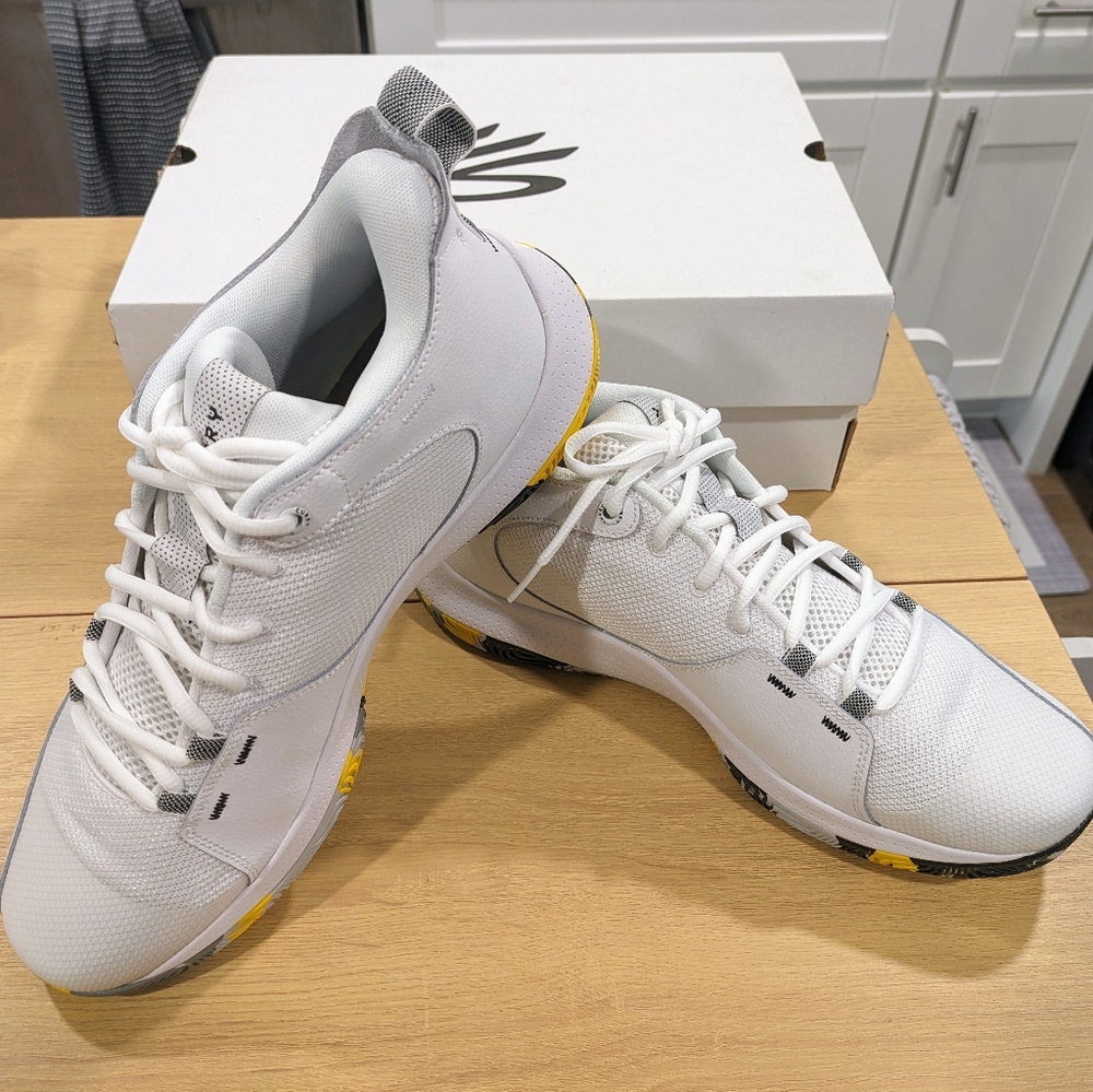 Under Armour Curry 3Z5